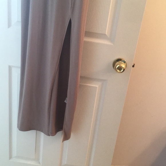 Dress - Picture 2 of 4